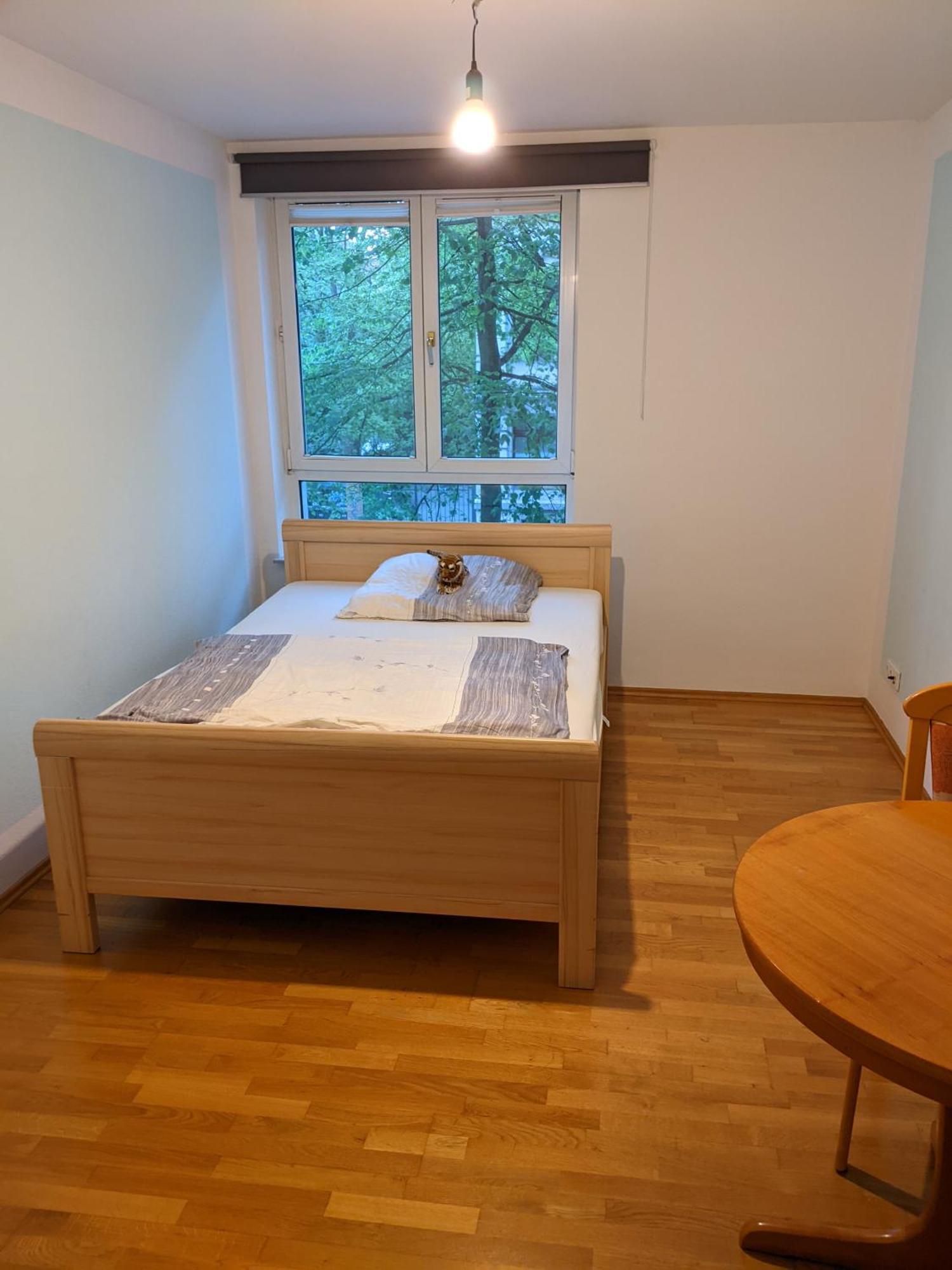 Apartment Moderne Ferienwohnung In Leipzig-schleussig *